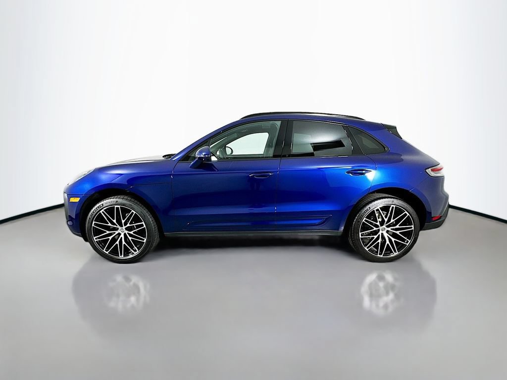 New 2025 Porsche Macan AWD/4WD image 2