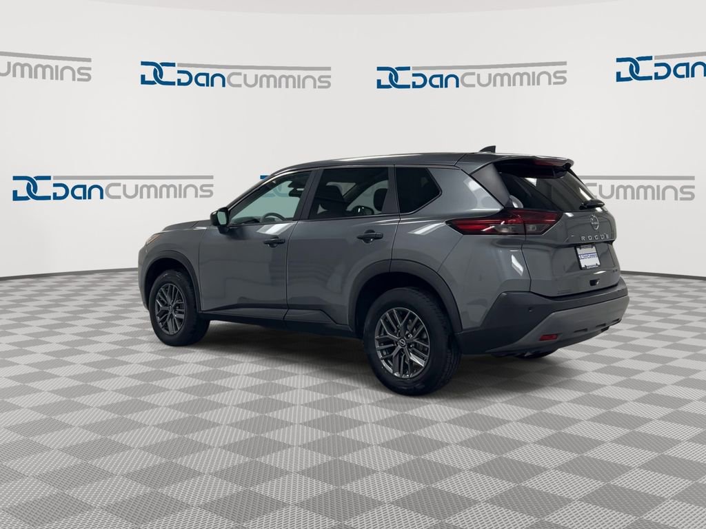 Used 2023 Nissan Rogue S FWD image 6