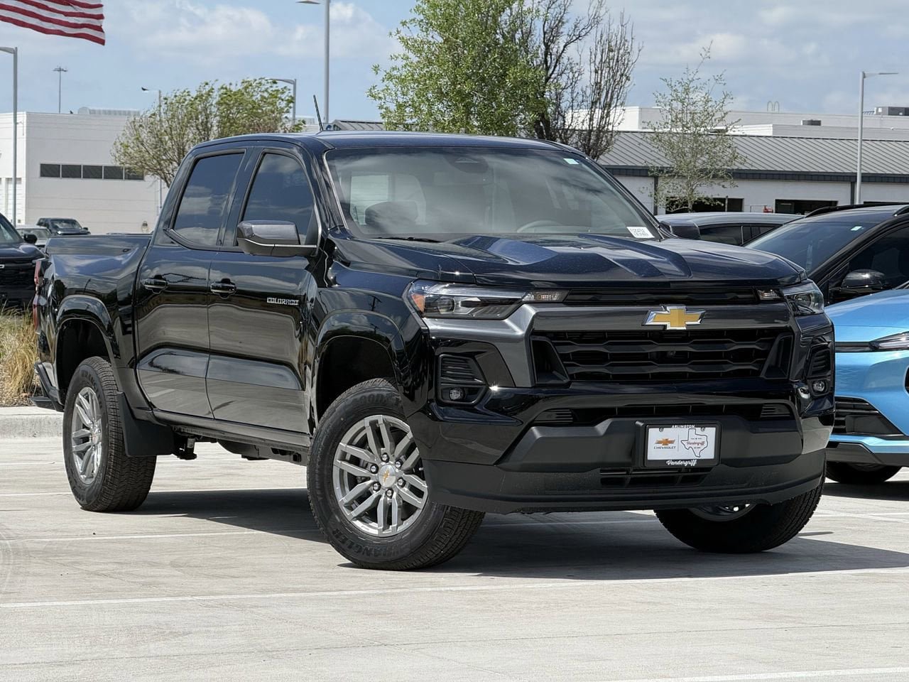 New 2026 Chevrolet Colorado LT image 2
