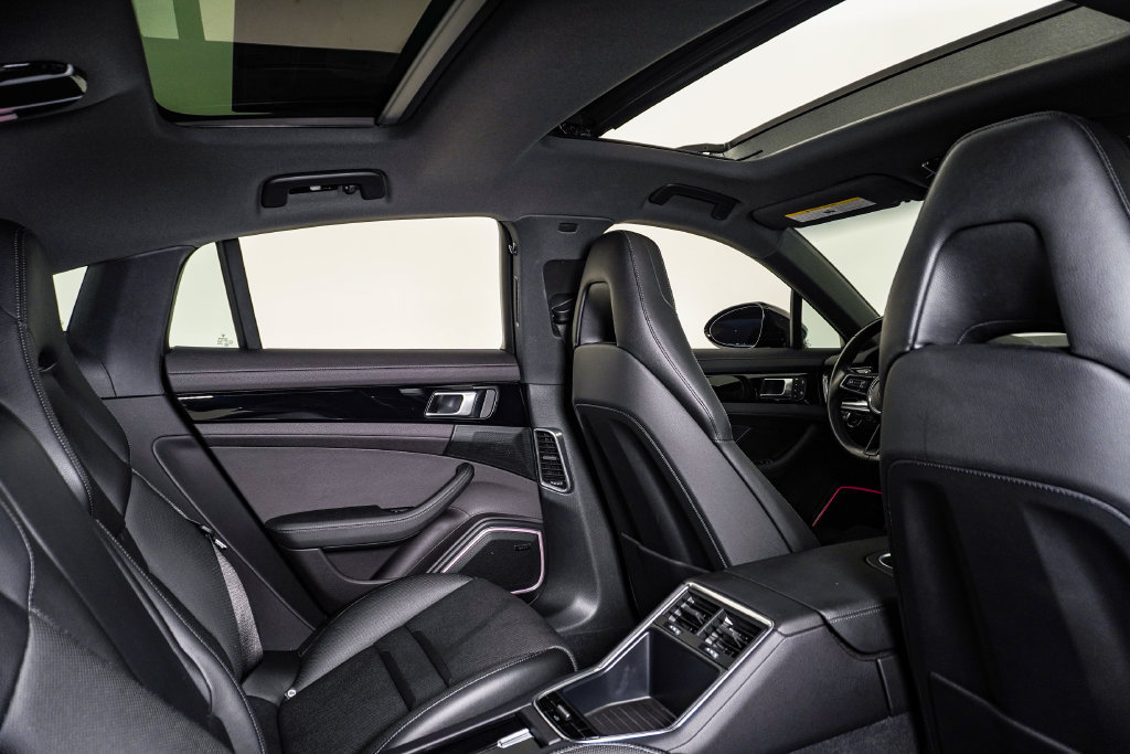 Certified 2023 Porsche Panamera 4 AWD/4WD image 16