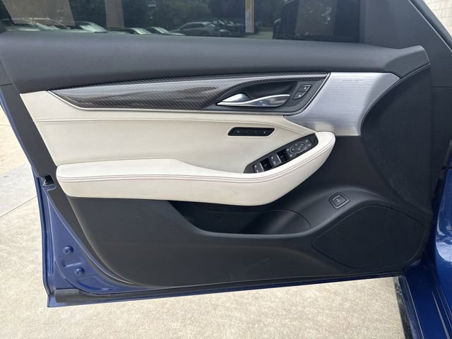 Used 2021 Cadillac CT5 V w/ Premium Package RWD image 11