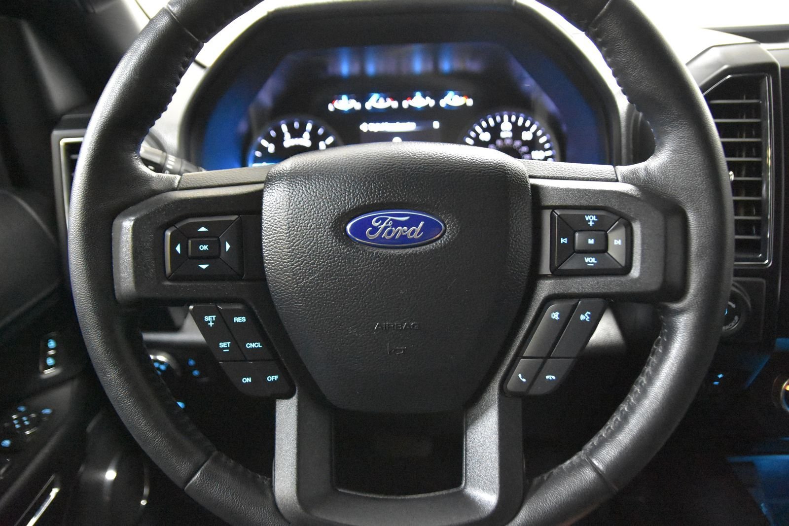 Used 2020 Ford Expedition XL AWD/4WD image 13