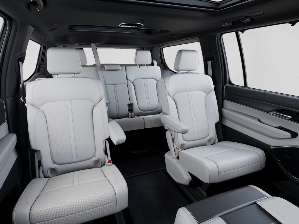 New 2026 Jeep Grand Wagoneer Limited AWD/4WD image 17