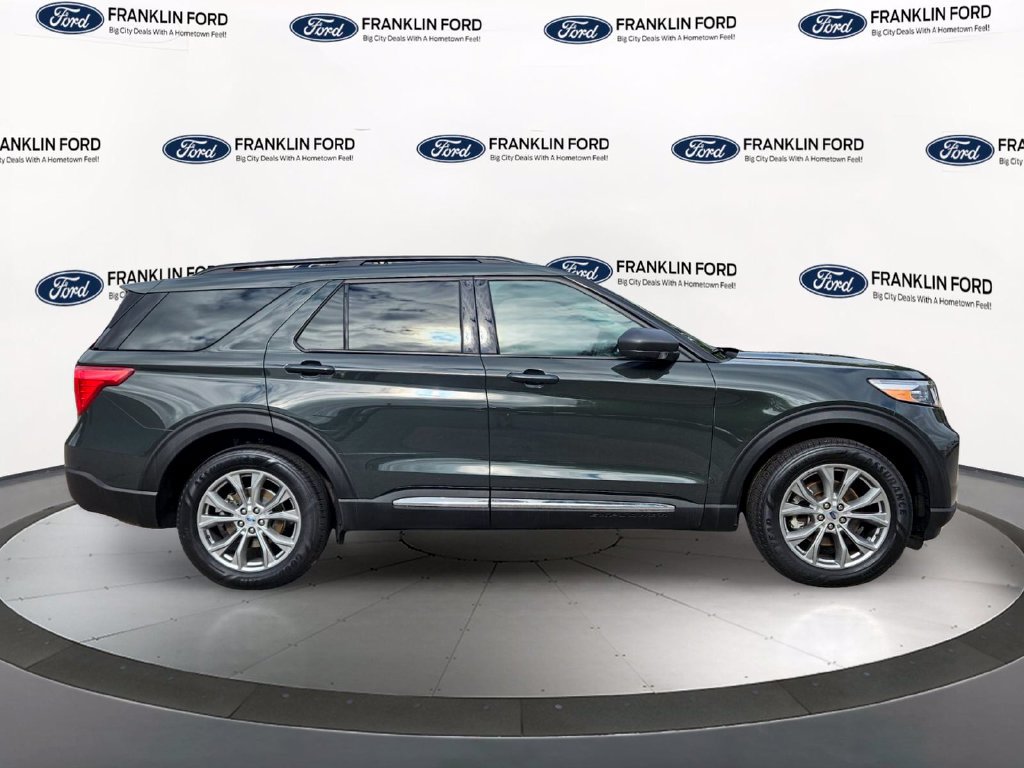 Certified 2023 Ford Explorer XLT w/ Equipment Group 202A AWD/4WD image 6