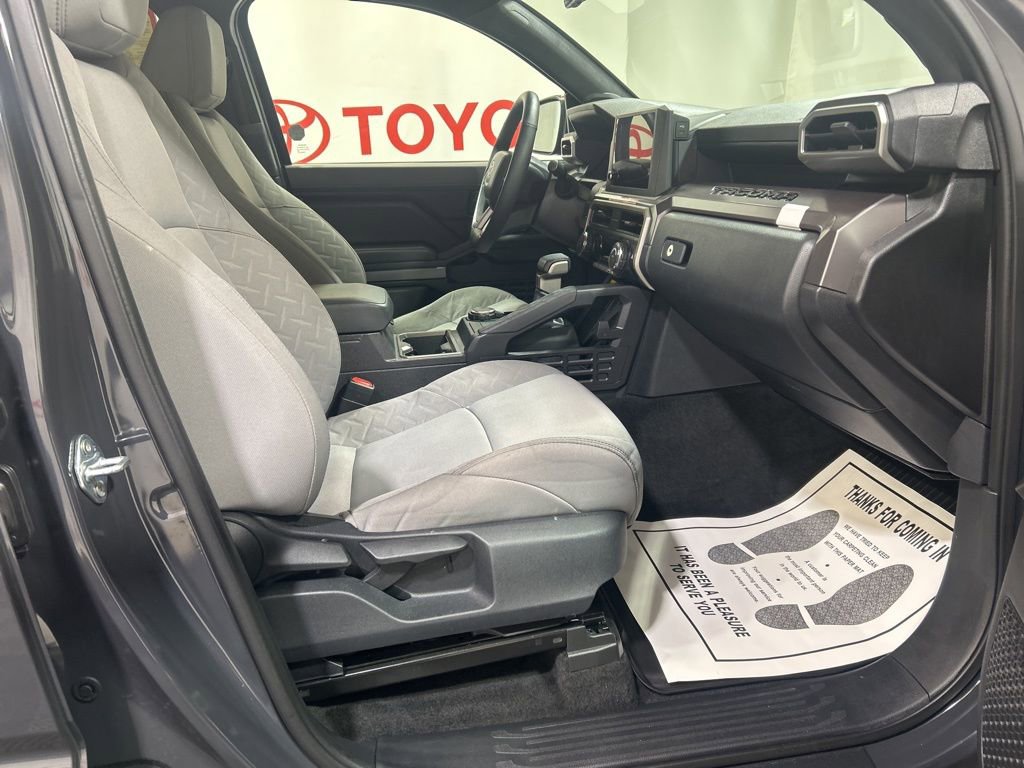 Used 2025 Toyota Tacoma SR5 image 12