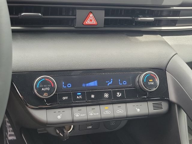 New 2026 Hyundai Elantra SEL Sport FWD image 13