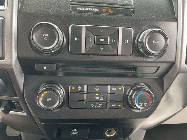 Used 2018 Ford F150 XLT w/ Trailer Tow Package image 17