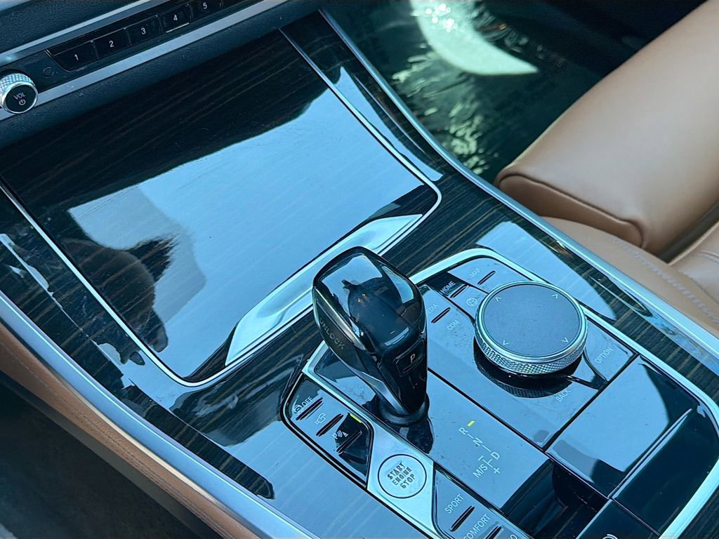 Used 2021 BMW X5 sDrive40i w/ M Sport Package image 29