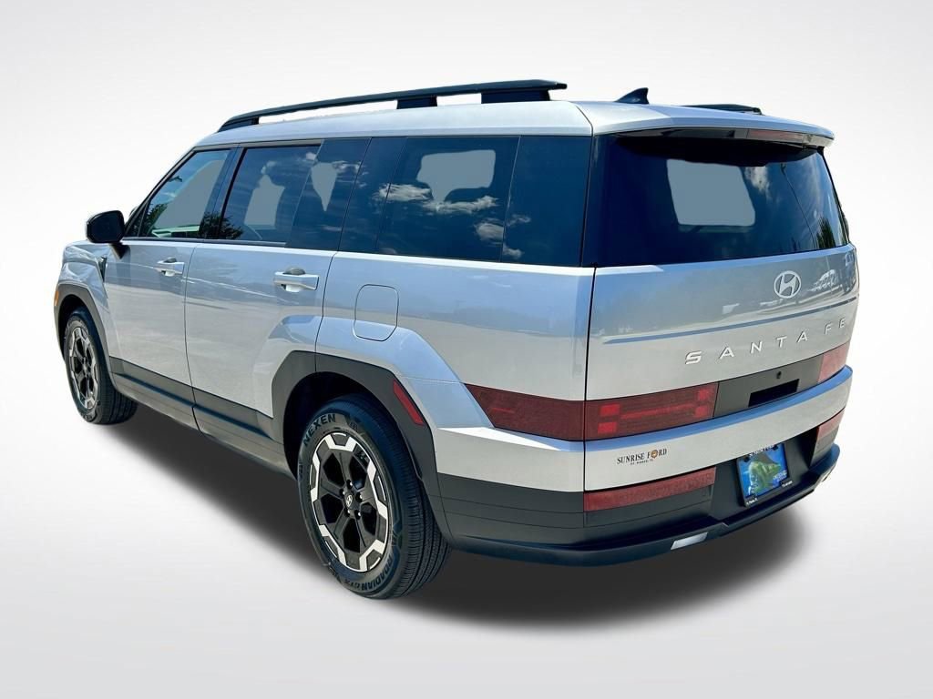 Used 2026 Hyundai Santa Fe SEL FWD image 5