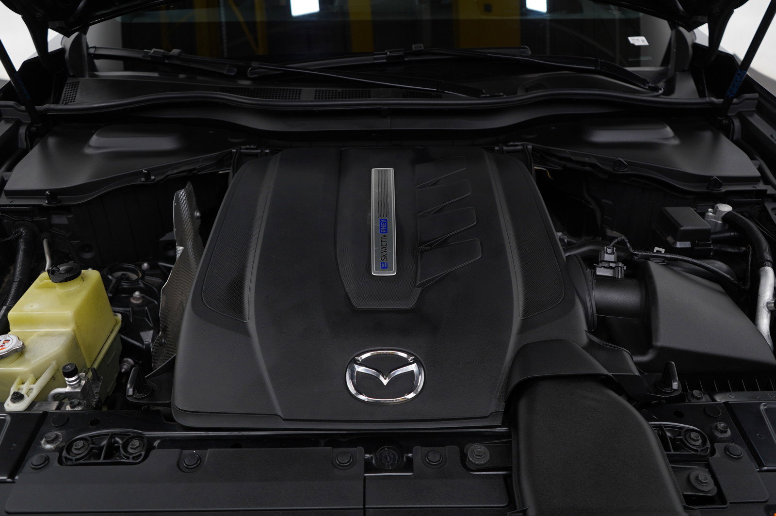 Certified 2024 MAZDA CX-90 Plug-In Hybrid w/ Premium Plus image 31