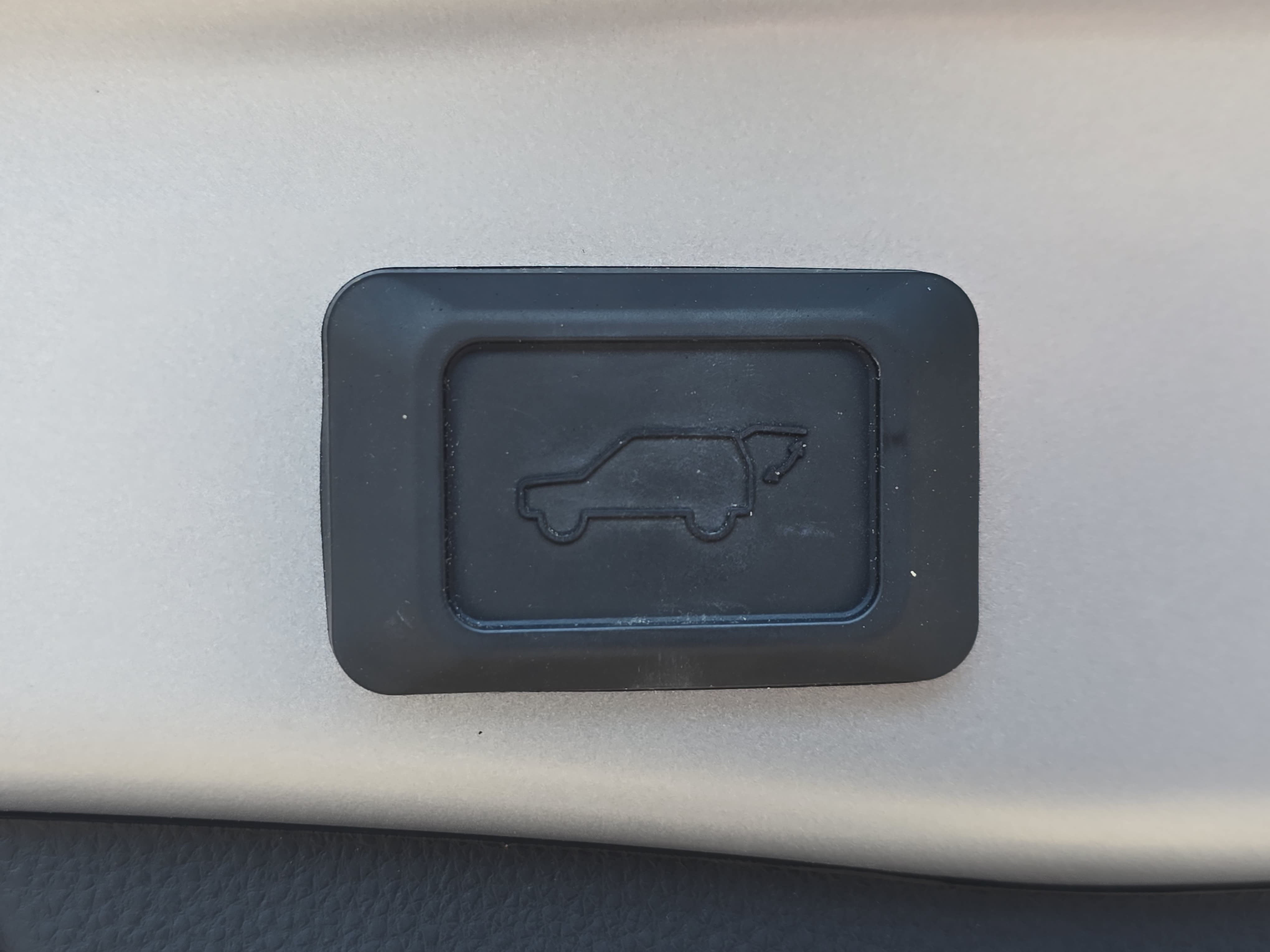 Used 2024 Toyota RAV4 XLE Premium w/ Weather Package AWD/4WD image 13