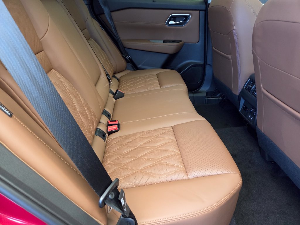 New 2026 Nissan Rogue Platinum AWD/4WD image 26