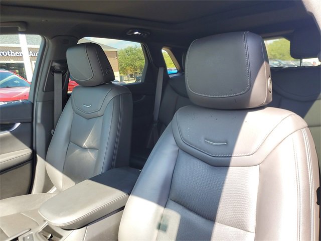 Used 2021 Cadillac XT5 Premium Luxury image 16
