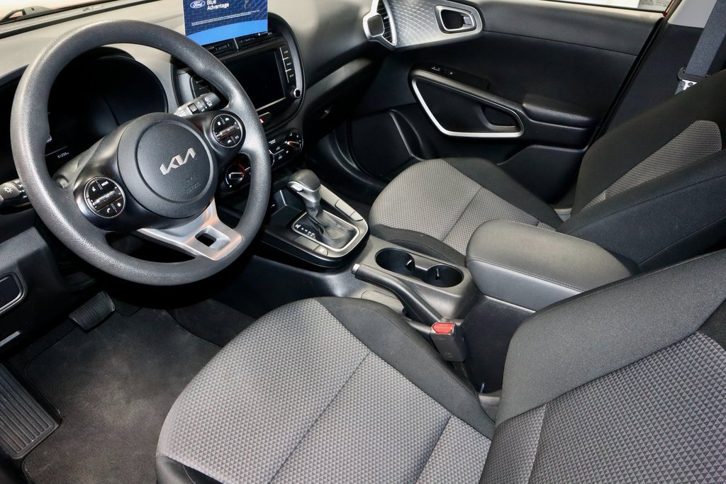 Used 2024 Kia Soul LX w/ Option Group 015 image 22