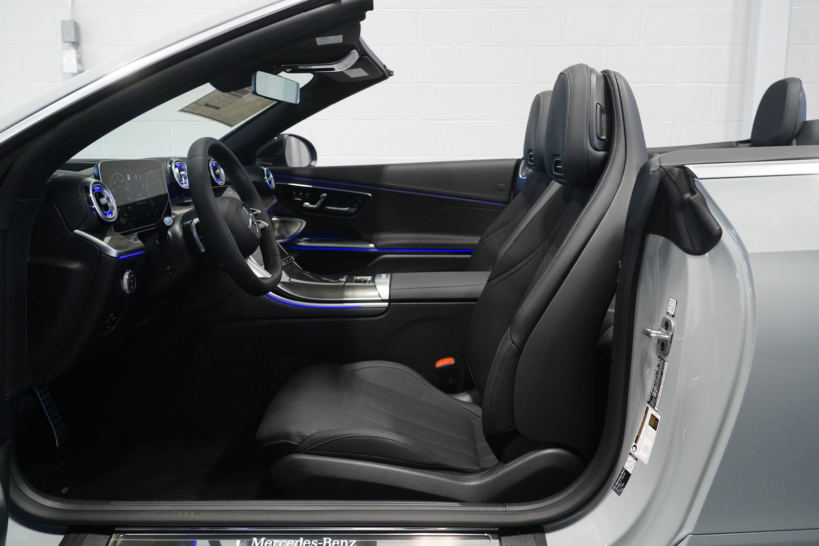 New 2026 Mercedes-Benz CLE 450 4MATIC Cabriolet image 17