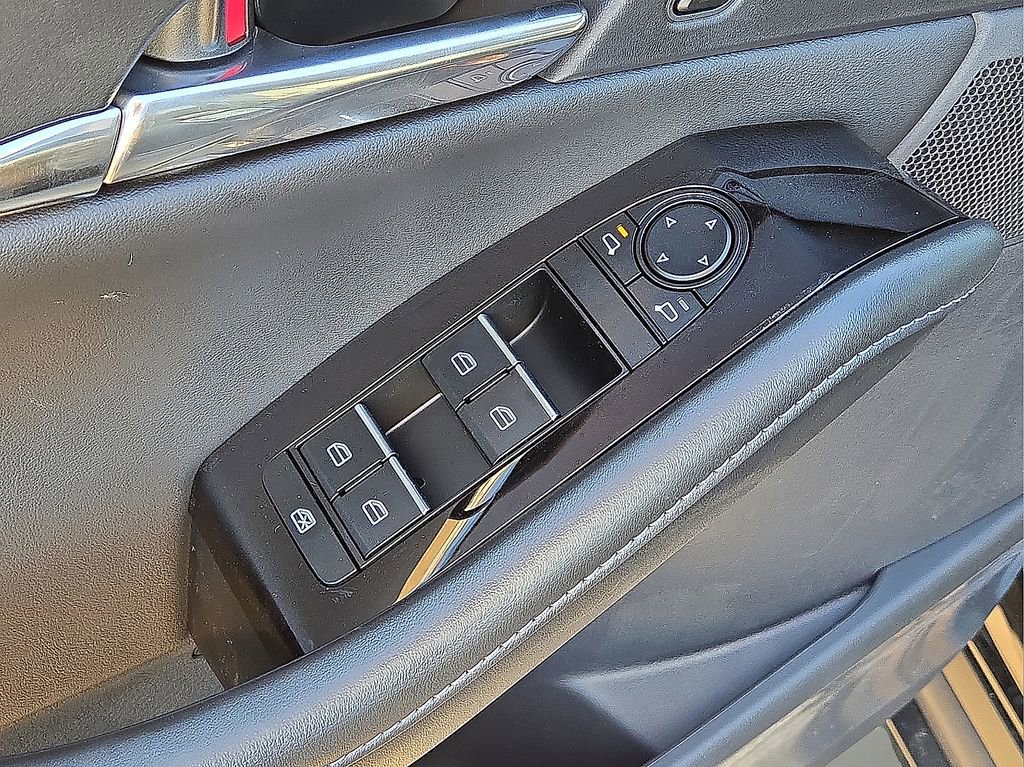 New 2025 MAZDA CX-30 AWD 2.5 S w/ Preferred Package image 16