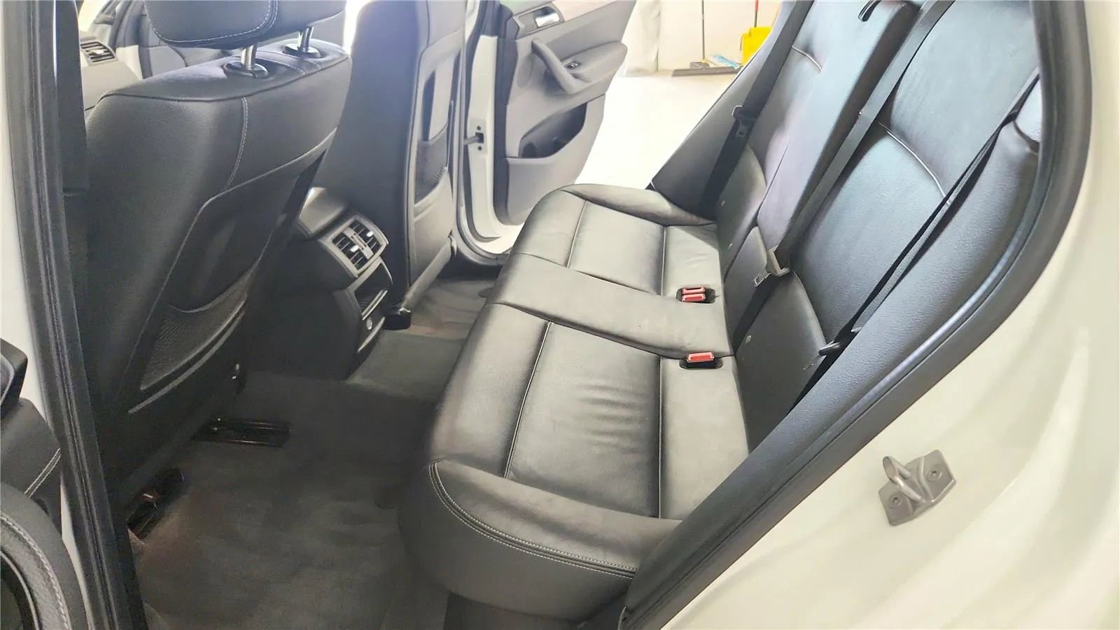 Used 2017 BMW X3 xDrive28i AWD/4WD image 33