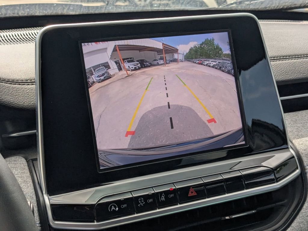 Used 2025 Jeep Compass Latitude w/ Sun & Sound Group image 20