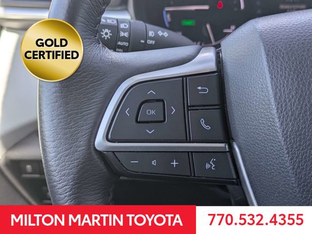 Certified 2025 Toyota Sienna XLE FWD image 26