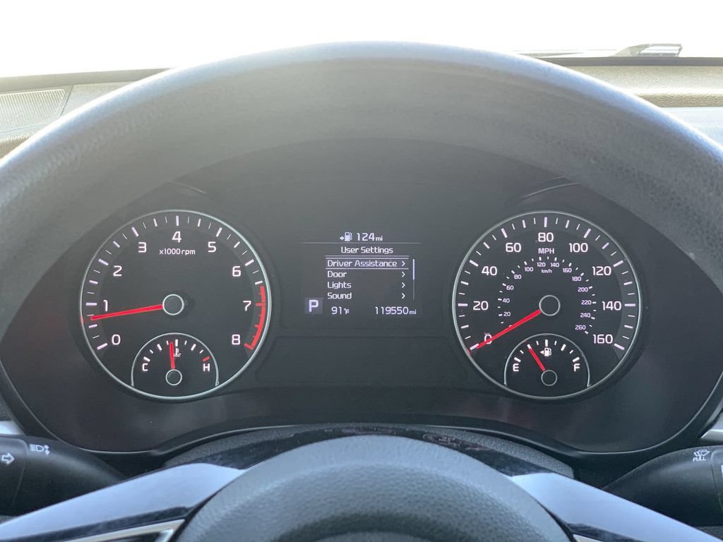 Used 2019 Kia Optima LX FWD image 9