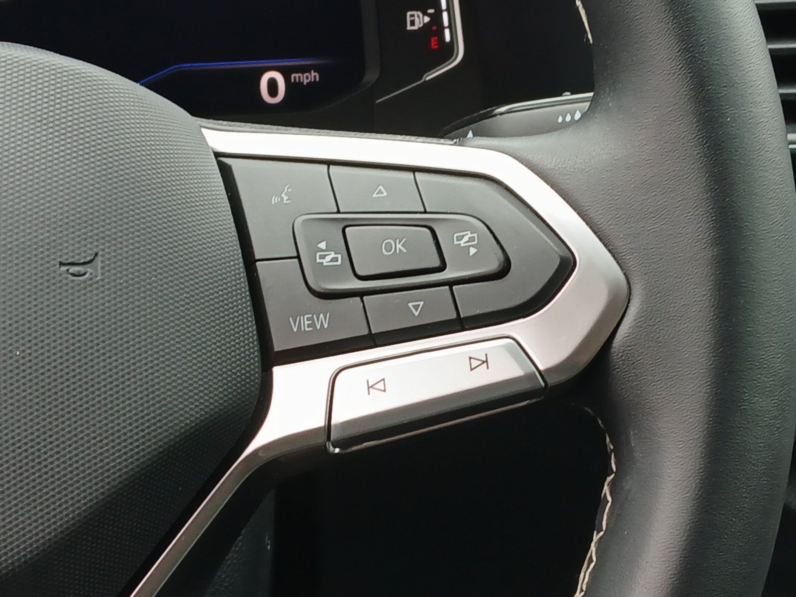 Certified 2023 Volkswagen Atlas SE AWD/4WD image 10