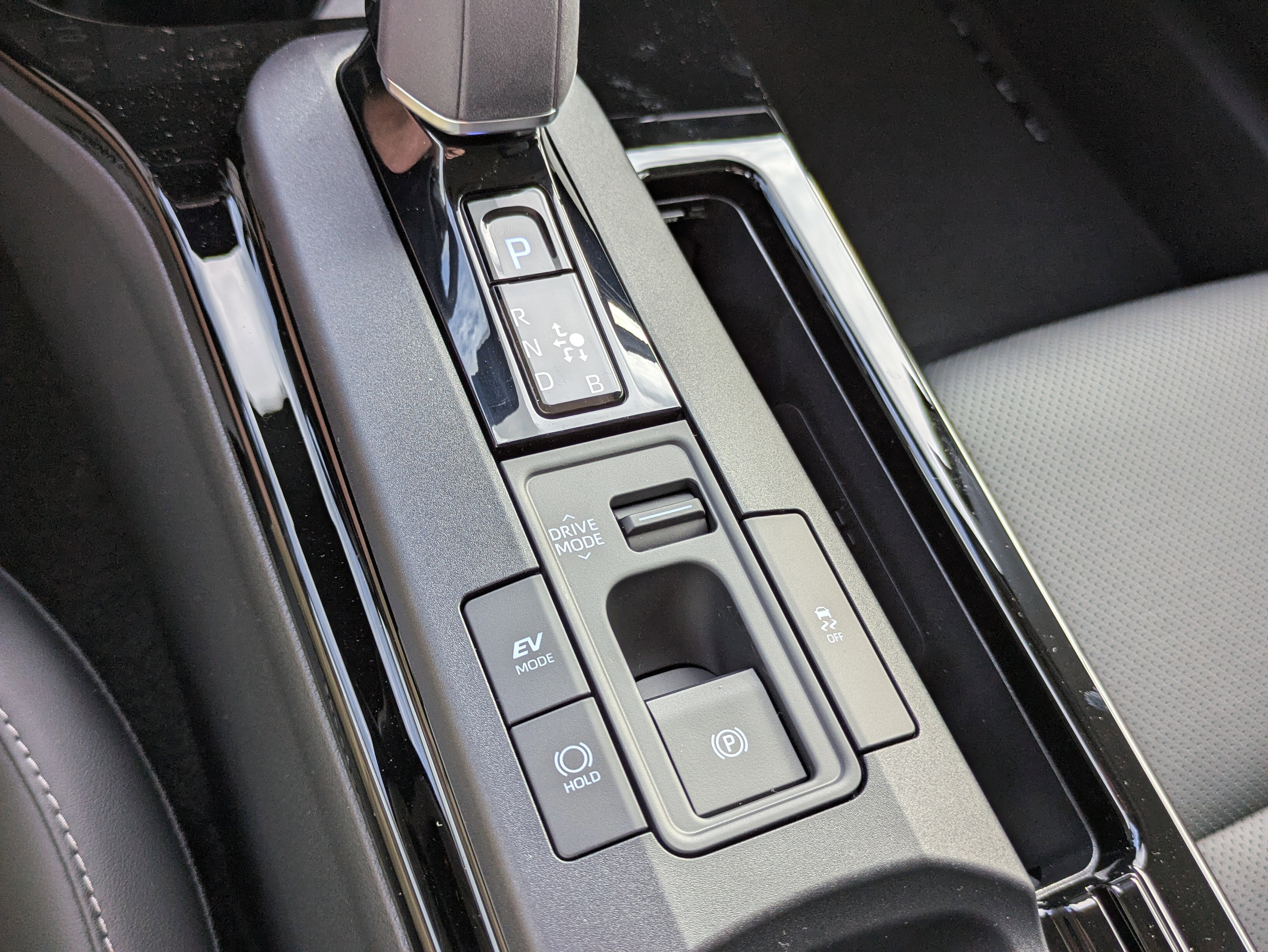 New 2026 Toyota Prius XLE image 16