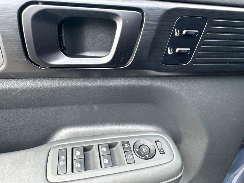 New 2027 Hyundai Santa Fe Calligraphy AWD/4WD image 11