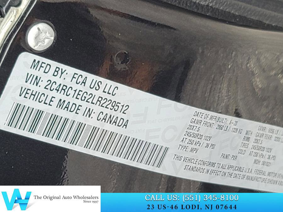 Used 2020 Chrysler Pacifica Touring-L Plus w/ S Appearance Package image 29