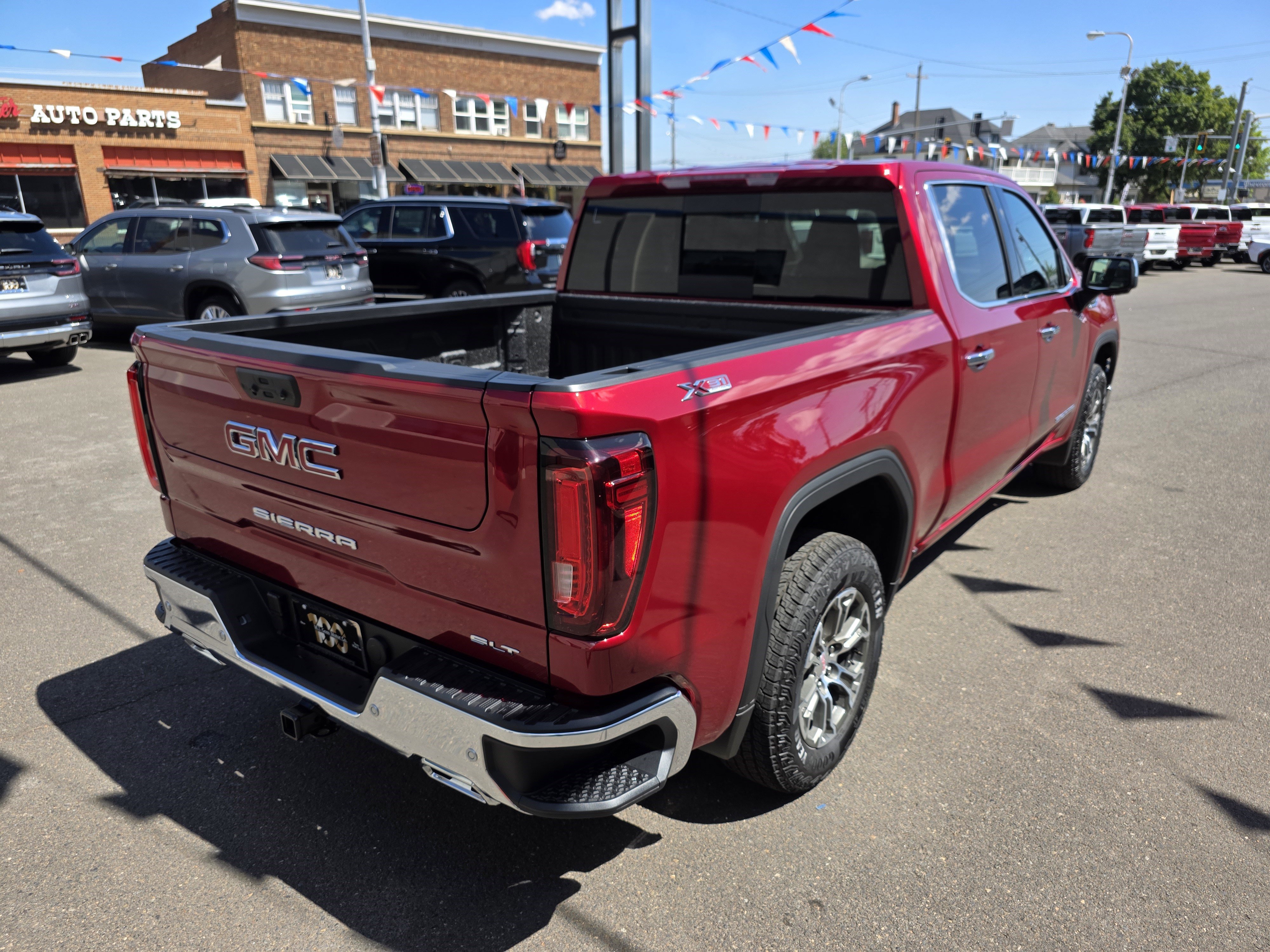 New 2026 GMC Sierra 1500 SLT w/ SLT Convenience Package image 31