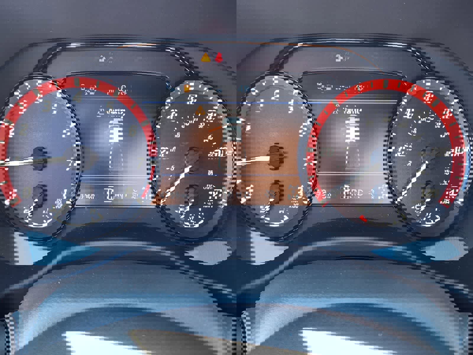 Used 2025 Nissan Frontier PRO-4X image 18