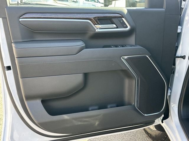 New 2026 GMC Sierra 2500 SLE w/ SLE Value Package; image 19