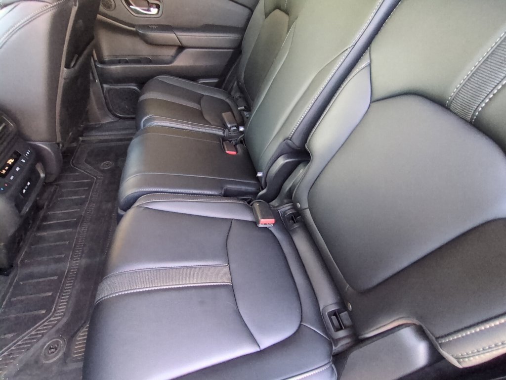 Used 2024 Honda Pilot EX-L image 19