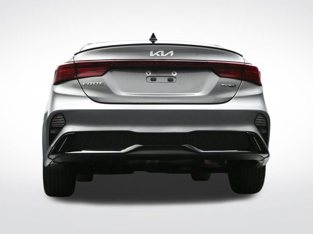 Used 2022 Kia Forte GT-Line w/ GT-Line Premium Package image 27