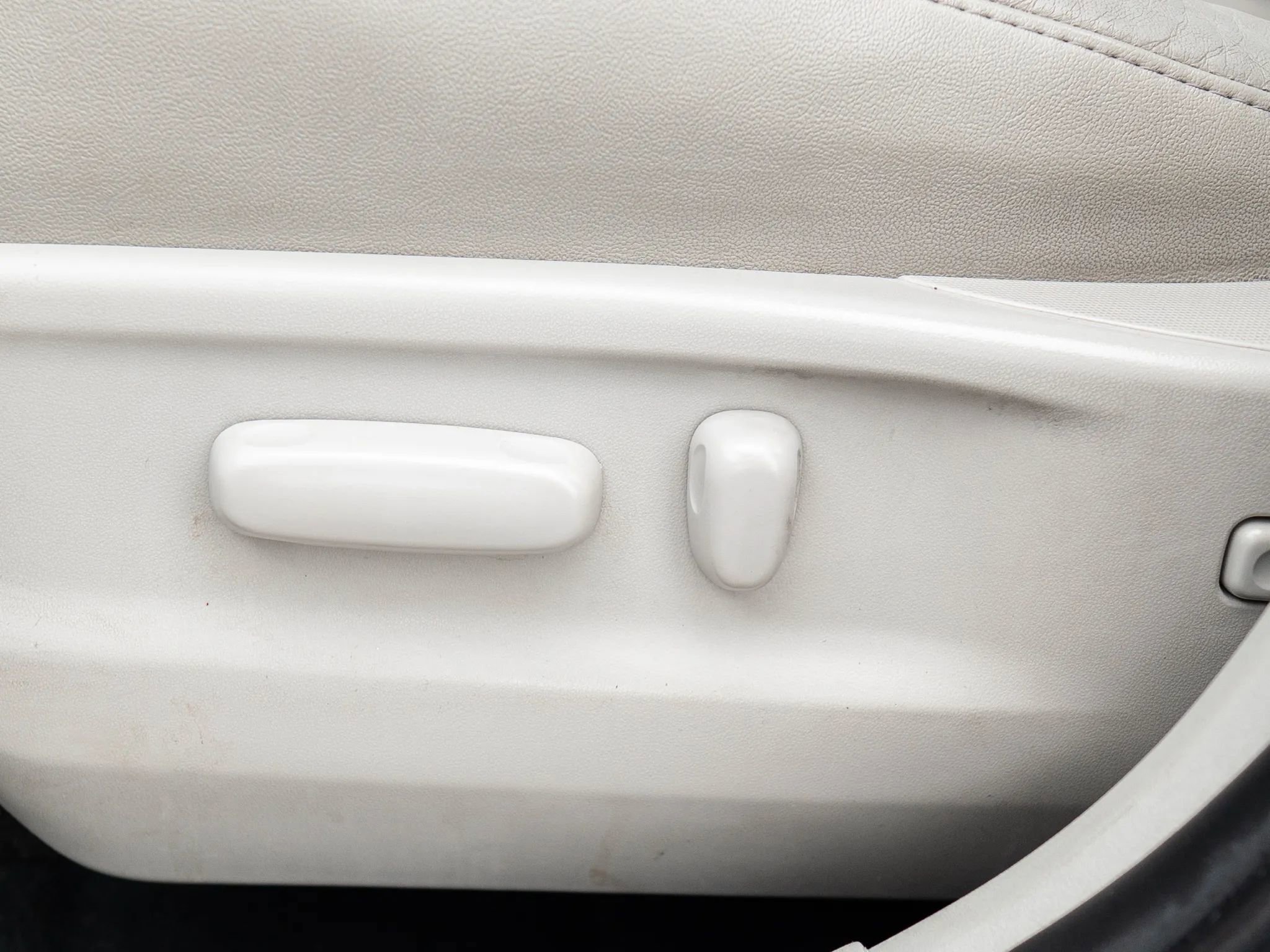 Used 2009 Toyota Venza AWD image 40