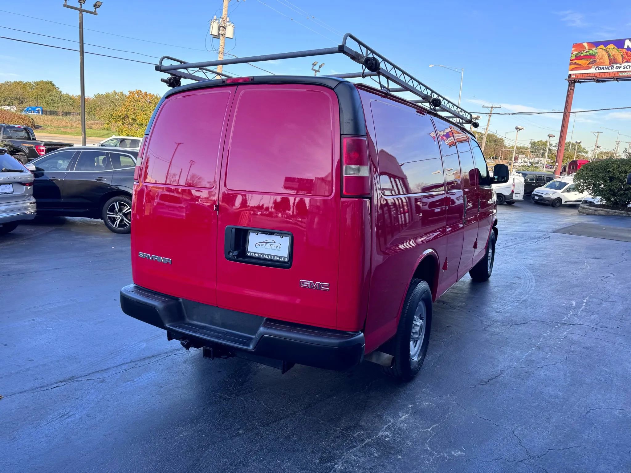 Used 2015 GMC Savana 3500 image 6