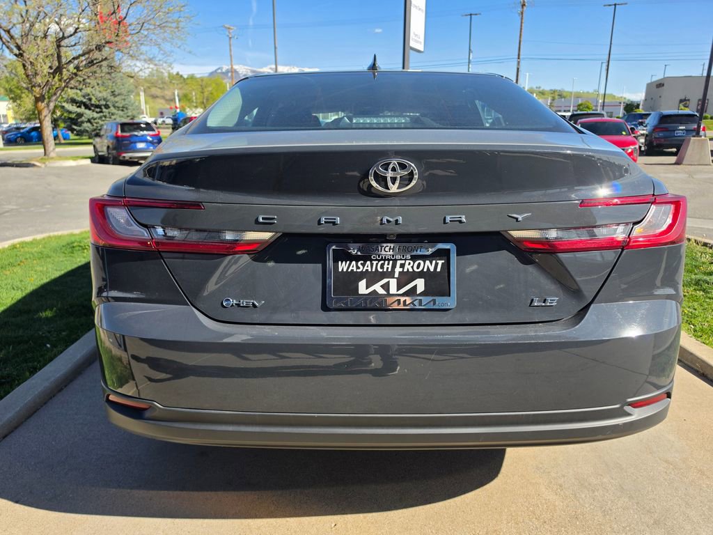 Used 2025 Toyota Camry LE FWD image 6