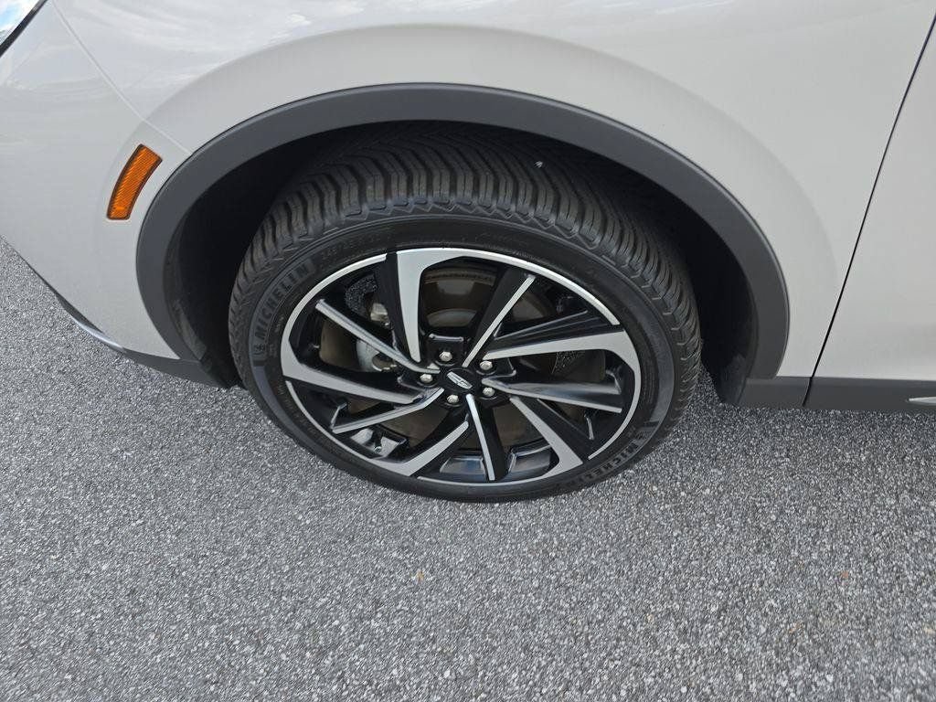 Used 2023 Lincoln Corsair Reserve w/ Equipment Group 201A AWD/4WD image 10