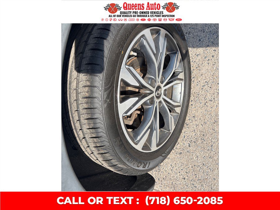 Used 2018 INFINITI QX30 AWD image 31