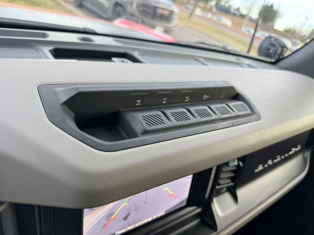 Used 2022 Ford Bronco Wildtrak image 21