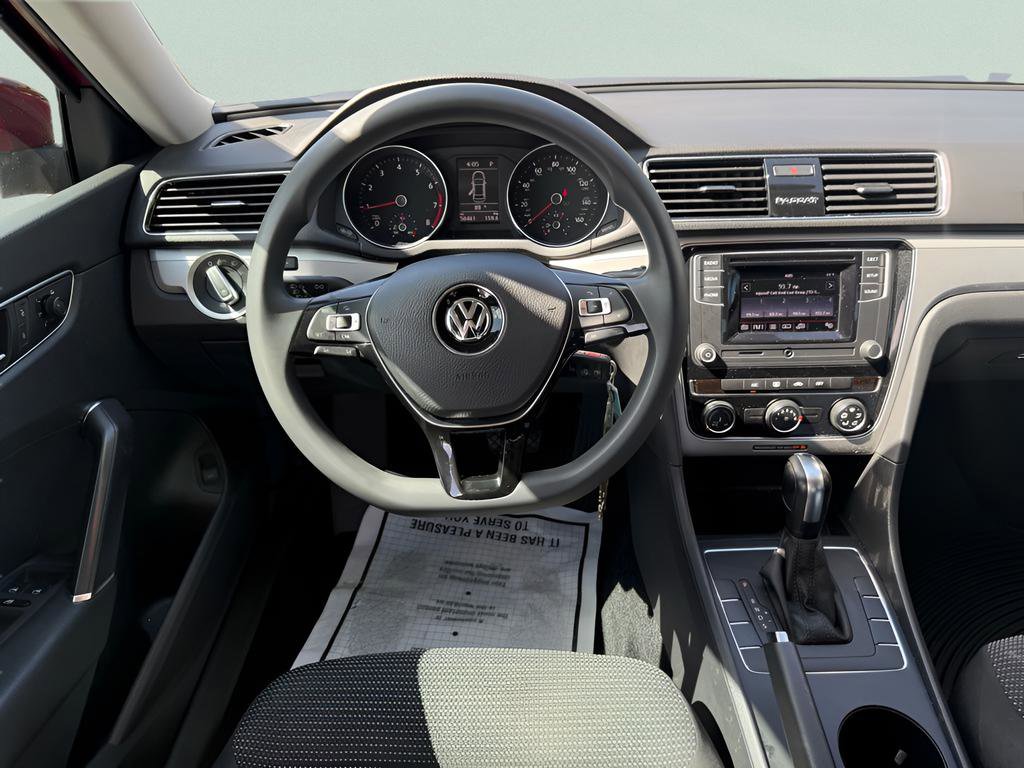 Used 2018 Volkswagen Passat 2.0T S FWD image 20