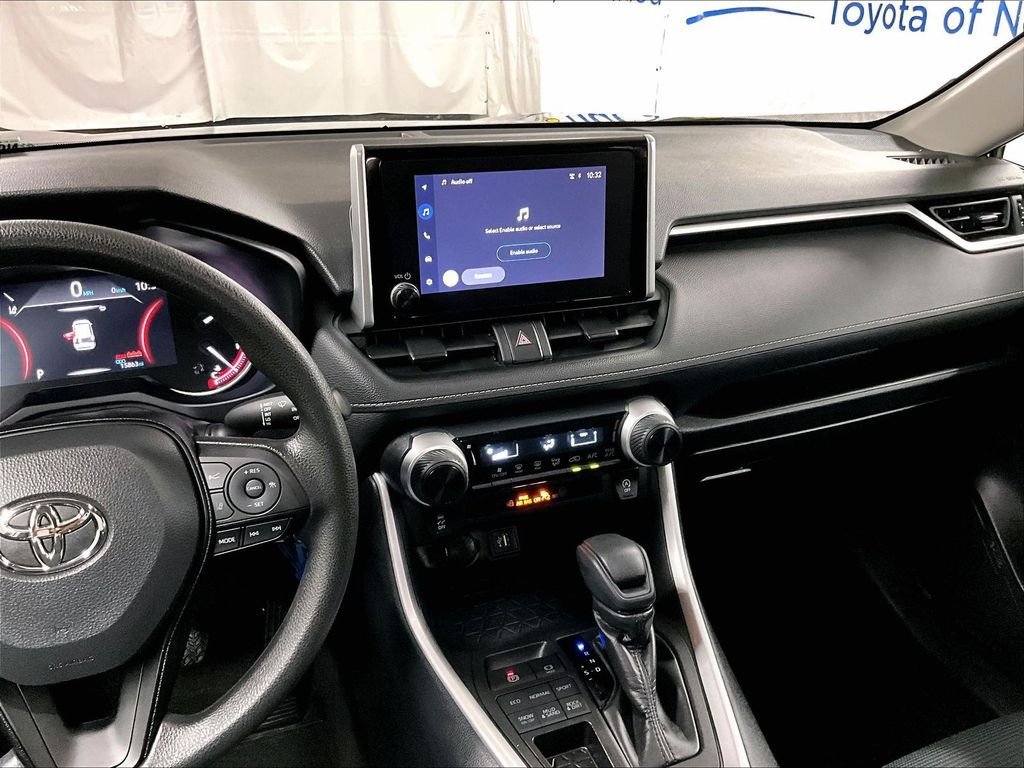 Certified 2023 Toyota RAV4 LE AWD/4WD image 18