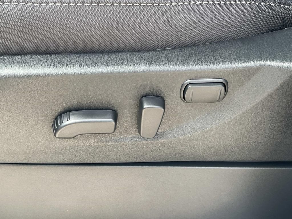 New 2026 Nissan Frontier SV w/ SV Convenience Package RWD image 21