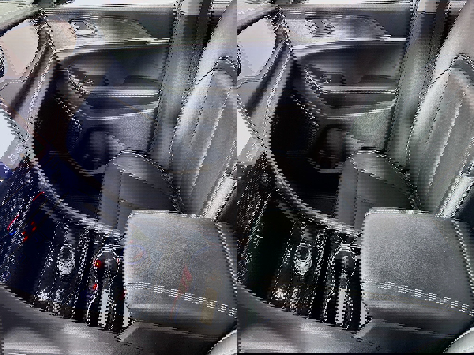 Used 2023 Jeep Grand Cherokee 4WD 4xe image 26