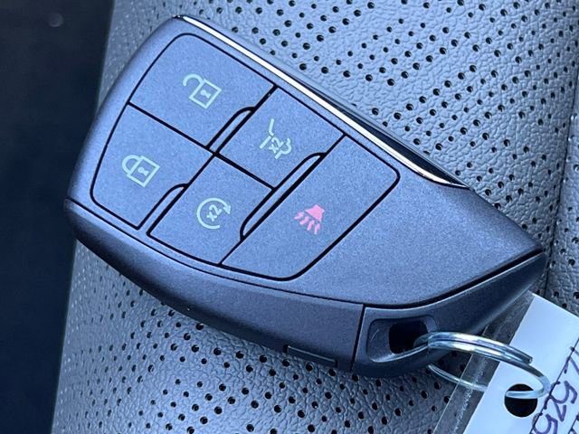 New 2026 Chevrolet Equinox LT w/ Convenience Package II FWD image 26