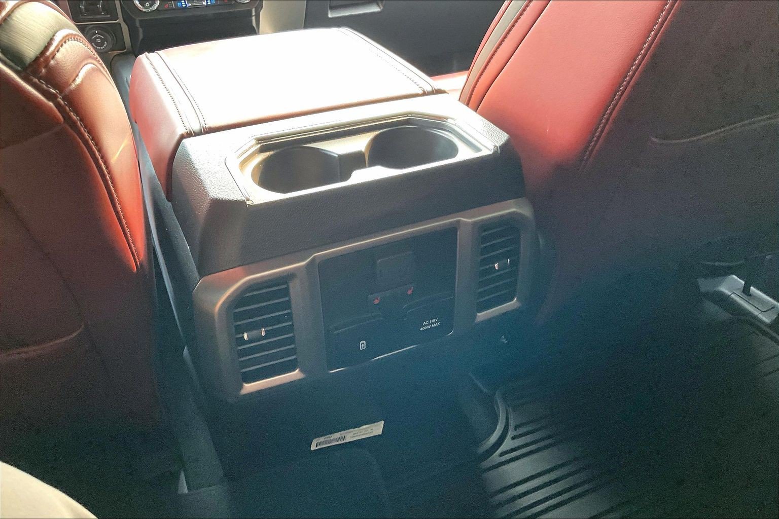 Used 2022 Ford F450 Platinum w/ FX4 Off-Road Package AWD/4WD image 32