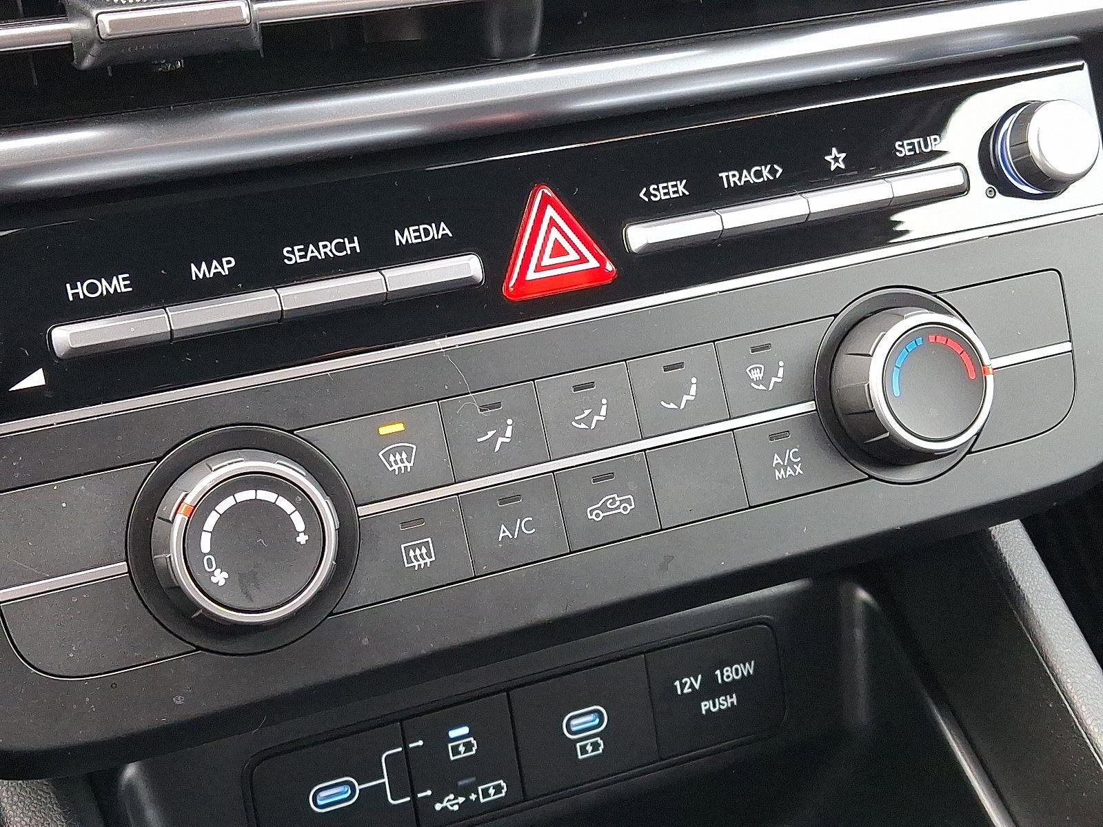 Used 2025 Hyundai Santa Cruz SE image 15