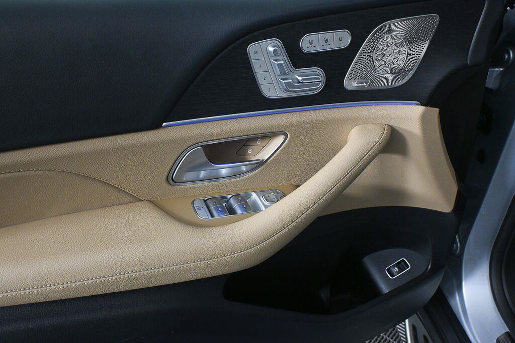 Certified 2026 Mercedes-Benz GLS 450 4MATIC image 21