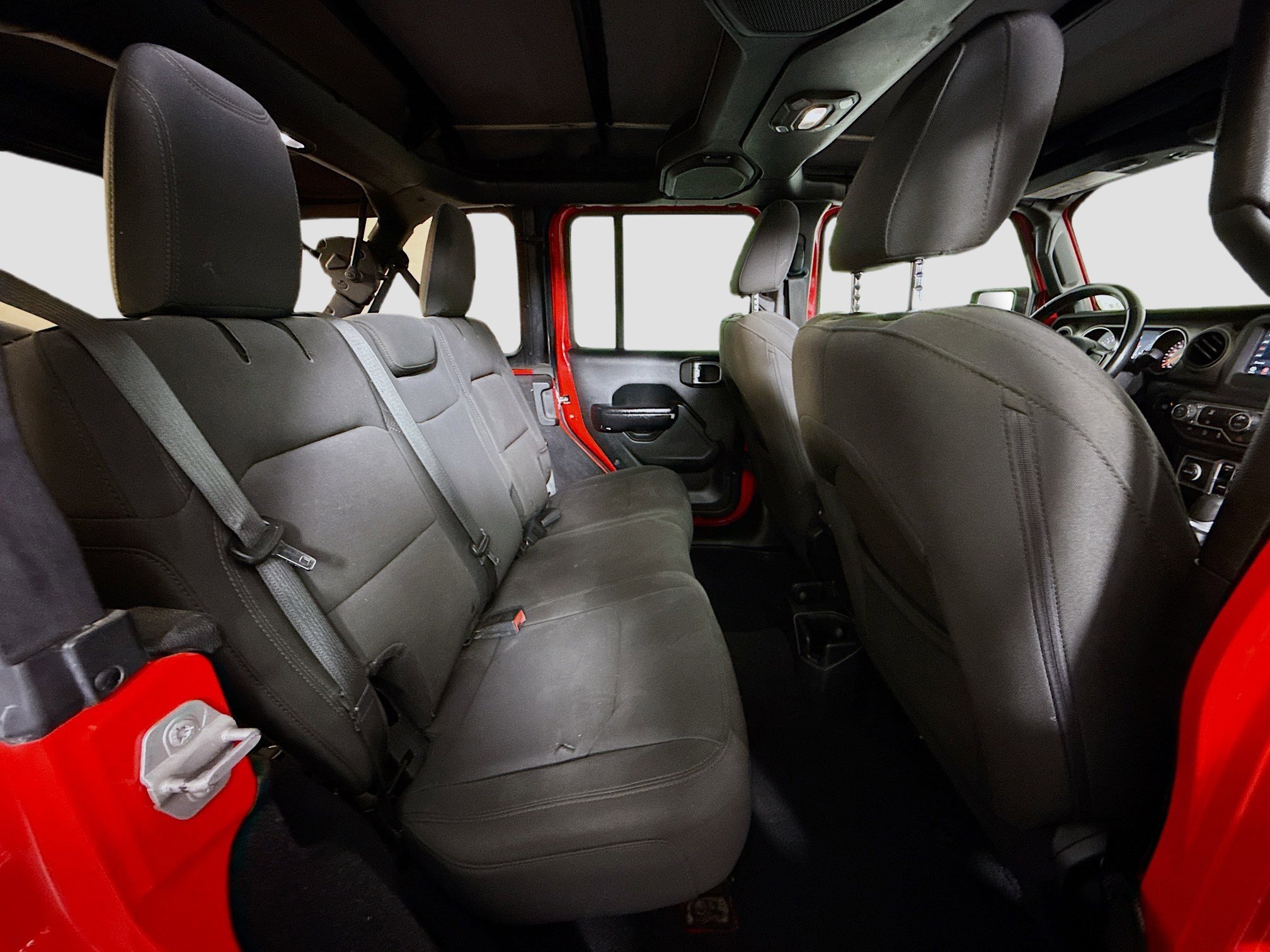 Used 2018 Jeep Wrangler Unlimited Sport S image 26