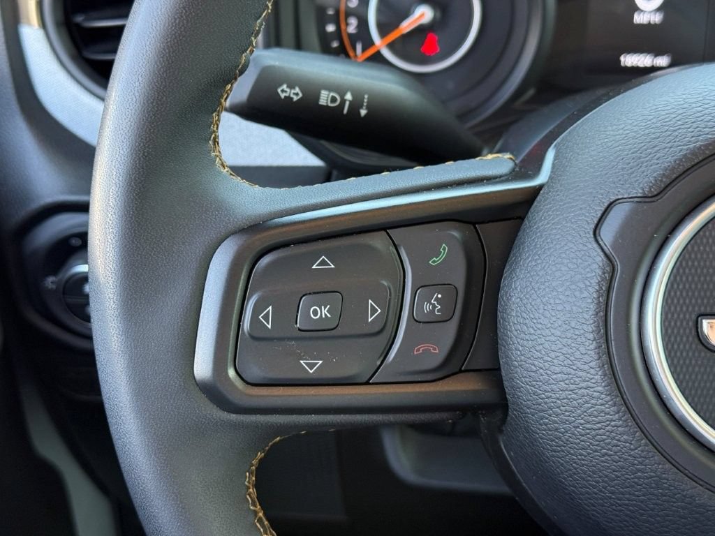 Used 2024 Jeep Gladiator Sport AWD/4WD image 30