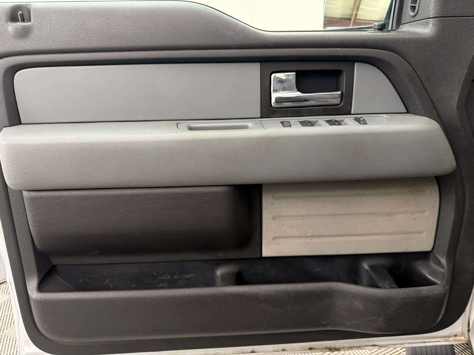 Used 2014 Ford F150 XLT w/ Equipment Group 301A Mid image 20